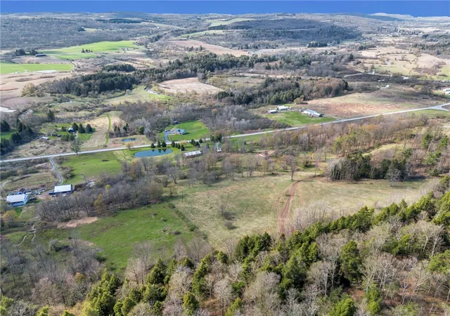Photo 3 of Single family home for sale at 5866 County Hwy 18, West Edmeston, NY 13485 | MLS# R1673780 | Listing updated on 2026-08-22