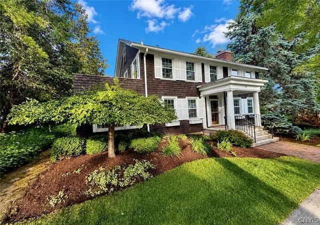 Photo 3 of Single family home for sale at 60 Sullivan St, Cazenovia, NY 13035 | MLS# S1676471 | Listing updated on 2026-09-12