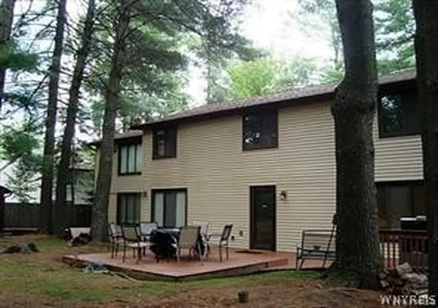 Photo 4 of Single family home for sale at 180 Paradise Rd, East Amherst, NY 14051 | MLS# B1676442 | Listing updated on 2026-09-09