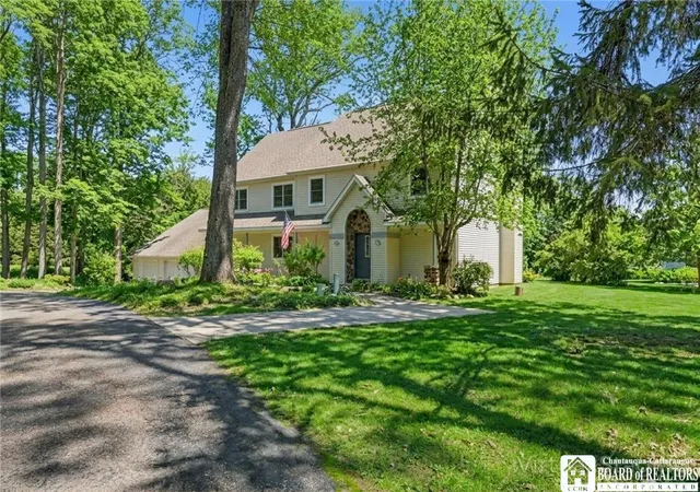 Photo 1 of Single family home for sale at 5 Summit Park Dr, Bemus Point, NY 14712 | MLS# R1676367 | Listing updated on 2026-09-06