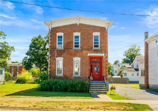 Multi family home for sale at 117 W Walnut St, Oneida, NY 13421 | MLS# S1677171