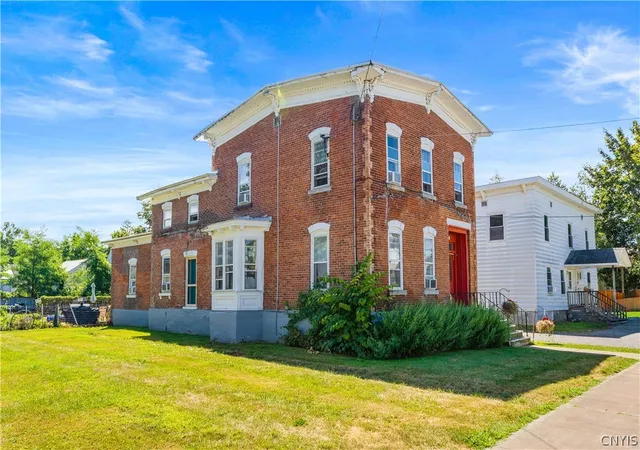 Photo 3 of Multi family home for sale at 117 W Walnut St, Oneida, NY 13421 | MLS# S1677171 | Listing updated on 2026-09-02