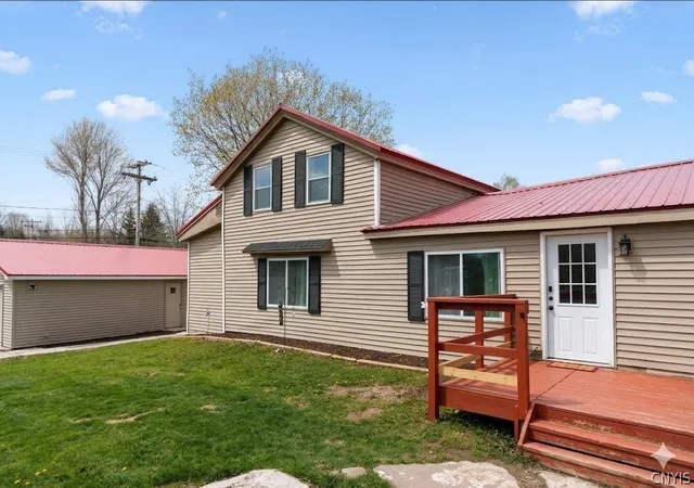 Photo 2 of Sale Pending at 11 Kingdom Rd, Fulton, NY 13069 | MLS# S1677333 | Listing updated on 2026-09-14
