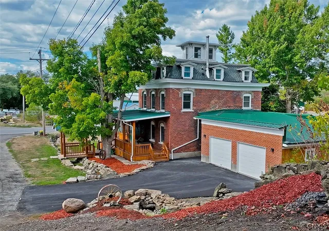 Photo 3 of Single family home for sale at 200 Gouverneur St, Morristown, NY 13664 | MLS# S1677801 | Listing updated on 2026-09-03
