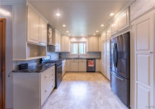 Photo 4 of Single family home for sale at 673 State Route 28, Richfield Springs, NY 13439 | MLS# S1678155 | Listing updated on 2026-08-17