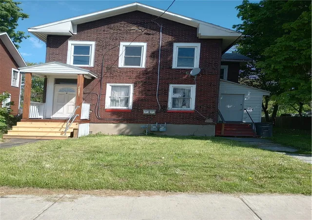 Photo 2 of Sale Pending at 370 W 3rd Street, Elmira, NY 14901 | MLS# R1678249 | Listing updated on 2026-09-09