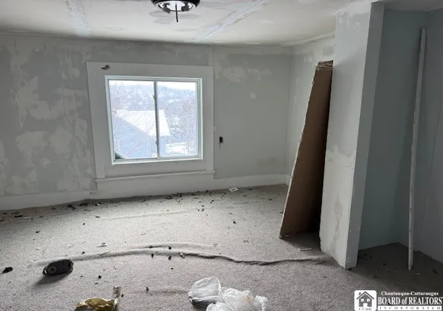 Listing Photo 2 - Condo for sale in building located at 438 Winsor St, Jamestown, NY 14701