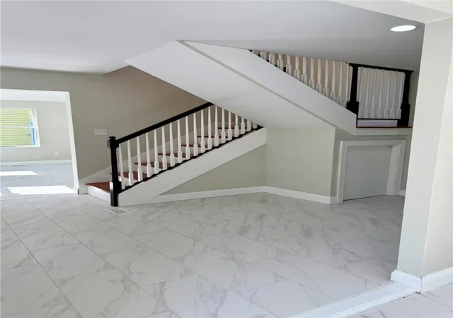 Photo 3 of Sale Pending at 27 N Washington Ave, Oxford, NY 13830 | MLS# R1678444 | Listing updated on 2026-08-11