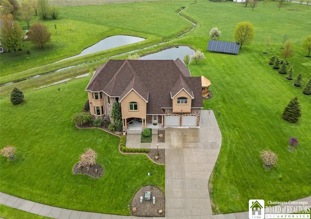 Photo 1 of Single family home for sale at 9 Ryan Pl, Fredonia, NY 14063 | MLS# R1678335 | Listing updated on 2026-08-31