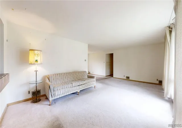 Photo 3 of Single family home for sale at 4685 Main St, Buffalo, NY 14226 | MLS# B1678526 | Listing updated on 2026-09-15