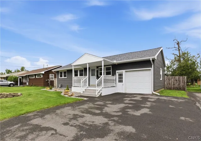 Photo 2 of Sale Pending at 215 Crossgates Rd, Rome, NY 13440 | MLS# S1678244 | Listing updated on 2026-08-19
