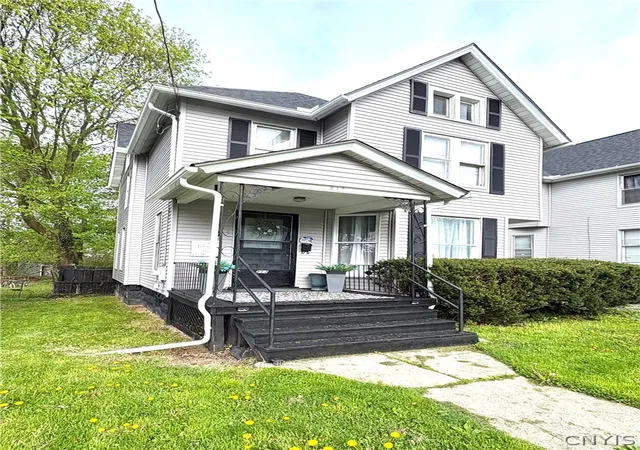 Photo 3 of Single family home for sale at 217 Janet St, Auburn, NY 13021 | MLS# S1679100 | Listing updated on 2026-09-01