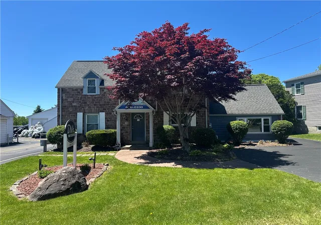 Photo 1 of Sale Pending at 1181 Bay Rd, Webster, NY 14580 | MLS# R1679208 | Listing updated on 2026-09-09