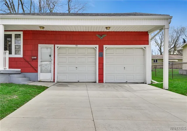 Photo 3 of Sale Pending at 101 Kennedy Rd, Buffalo, NY 14227 | MLS# B1679864 | Listing updated on 2026-09-14
