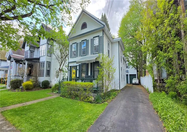 Photo 3 of Single family home for sale at 32 N Church St, Cortland, NY 13045 | MLS# S1679695 | Listing updated on 2026-08-16