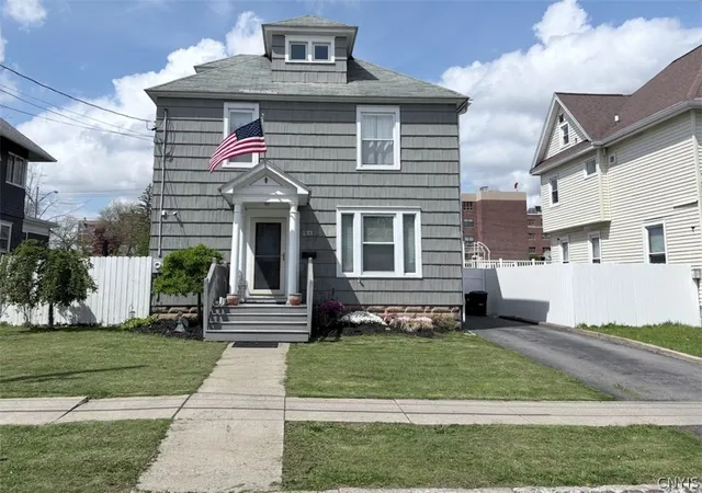 Photo 1 of Single family home for sale at 133 Curtis Pl, Auburn, NY 13021 | MLS# S1668298 | Listing updated on 2026-09-10