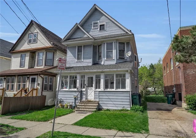 Photo 1 of Sale Pending at 124 Ludington St, Buffalo, NY 14206 | MLS# B1679584 | Listing updated on 2026-08-28
