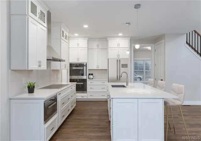 Photo 2 of Single family home for sale at 67 Woodthrush Trl, Orchard Park, NY 14127 | MLS# B1679137 | Listing updated on 2026-09-13