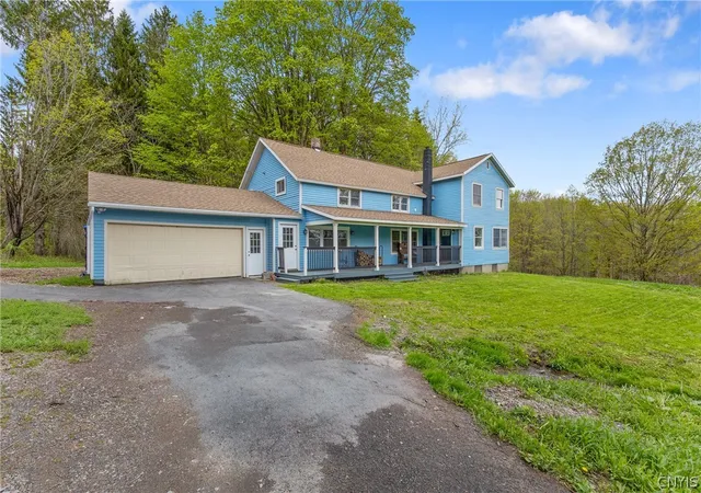 Photo 1 of Single family home for sale at 1078 Willowdale Rd, Skaneateles, NY 13152 | MLS# S1679923 | Listing updated on 2026-08-11