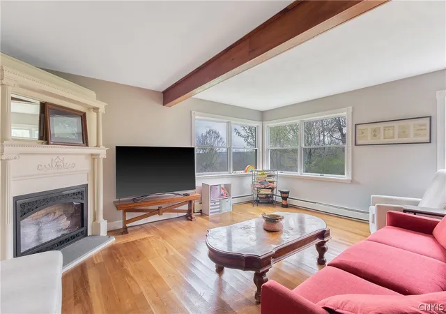 Photo 4 of Single family home for sale at 1078 Willowdale Rd, Skaneateles, NY 13152 | MLS# S1679923 | Listing updated on 2026-08-11