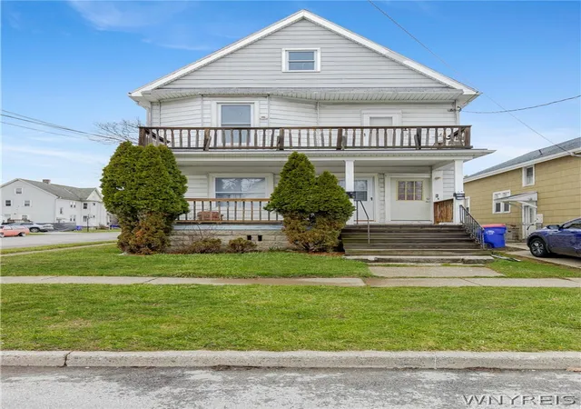 Photo 1 of Sale Pending at 152 Wildwood Pl, West Seneca, NY 14210 | MLS# B1675843 | Listing updated on 2026-09-16