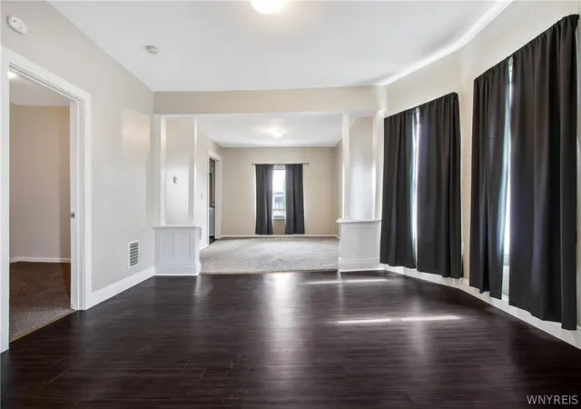 Listing Photo 4 - Condo for sale in building located at 152 Wildwood Pl, West Seneca, NY 14210