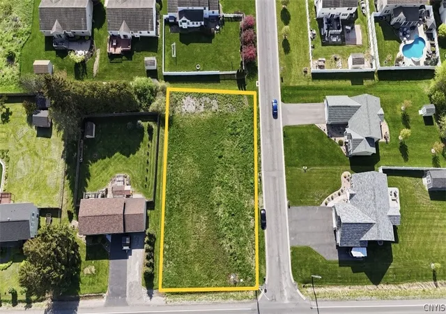 Photo 2 of Sale Pending at 8621 Whiting Rd, Cicero, NY 13039 | MLS# S1680677 | Listing updated on 2026-08-06
