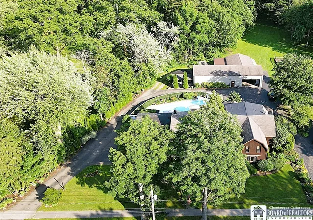 Photo 4 of Sale Pending at 24 W 2nd Street, Westfield, NY 14787 | MLS# R1680948 | Listing updated on 2026-09-08
