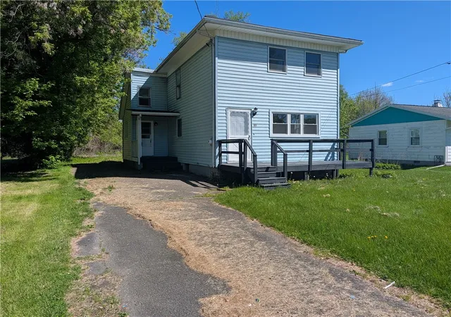 Photo 2 of Single family home for sale at 521 Luce St, Elmira, NY 14904 | MLS# R1681368 | Listing updated on 2026-08-30