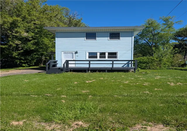 Photo 3 of Single family home for sale at 521 Luce St, Elmira, NY 14904 | MLS# R1681368 | Listing updated on 2026-08-30