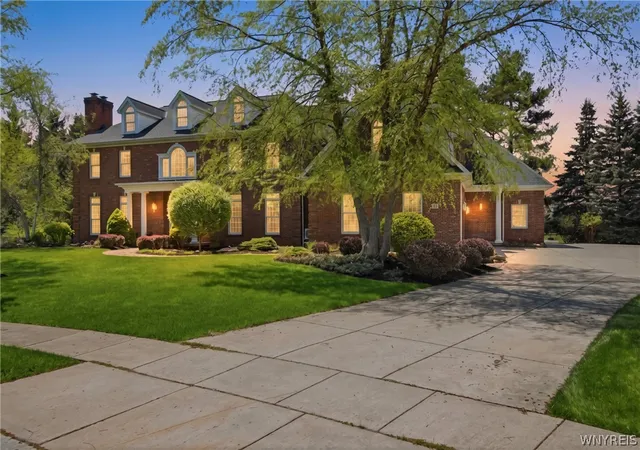 Photo 2 of Mansion for sale at 85 Galileo Dr, Buffalo, NY 14221 | MLS# B1679310 | Listing updated on 2026-09-03