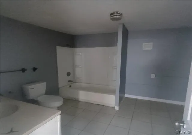 Listing Photo 5 - Condo for sale in building located at 953 Emerson Ave, Syracuse, NY 13204