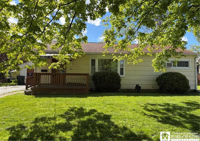 Photo 2 of Single family home for sale at 33 Lovall Ave, Jamestown, NY 14701 | MLS# R1677605 | Listing updated on 2026-08-28