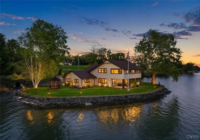 Photo 1 of Single family home for sale at 5072 W Lake Rd, Auburn, NY 13021 | MLS# S1681036 | Listing updated on 2026-09-03