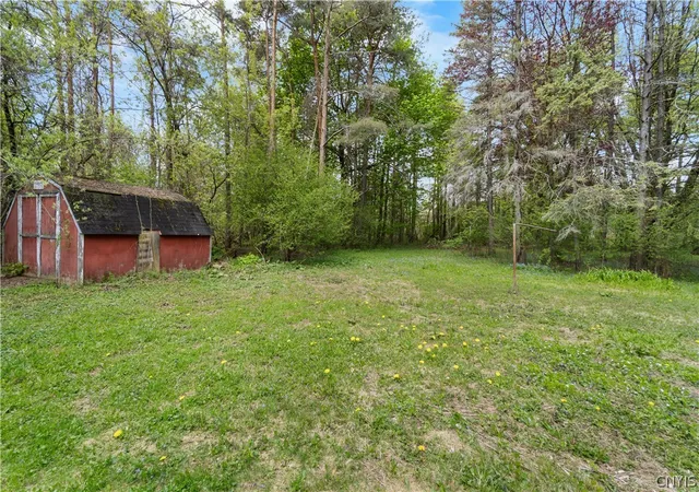 Photo 3 of Sale Pending at 4155 Makyes Rd, Syracuse, NY 13215 | MLS# S1680829 | Listing updated on 2026-08-06