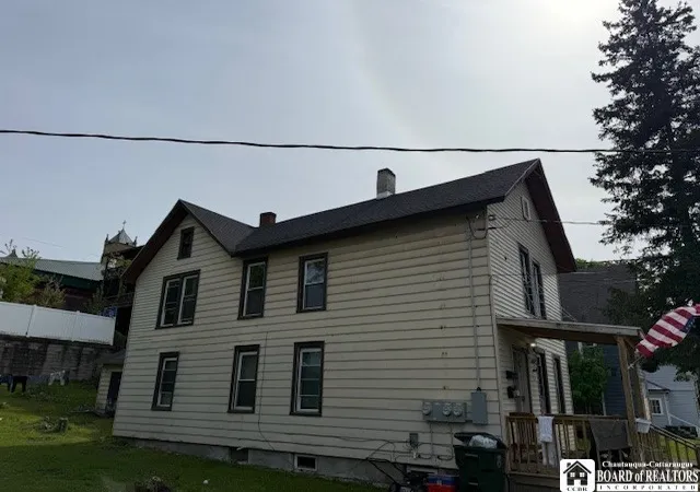 Photo 3 of Sale Pending at 17 W 7th Street, Jamestown, NY 14701 | MLS# R1681976 | Listing updated on 2026-09-03