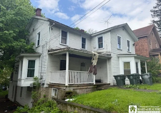 Photo 3 of Multi family home for sale at 622 E 6th Street, Jamestown, NY 14701 | MLS# R1680717 | Listing updated on 2026-09-12