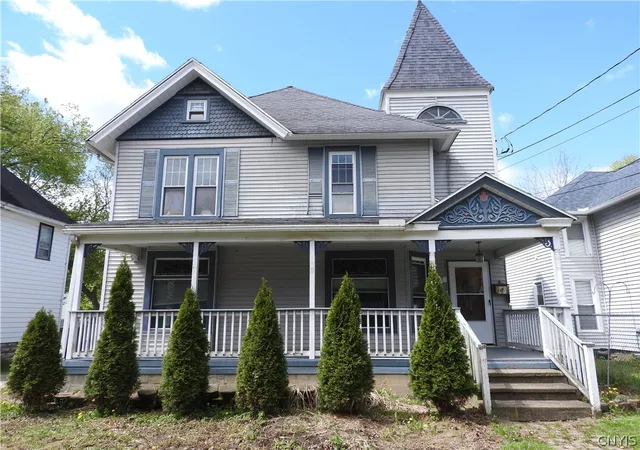 Photo 1 of Single family home for sale at 13 Wood St, Auburn, NY 13021 | MLS# S1682640 | Listing updated on 2026-09-09