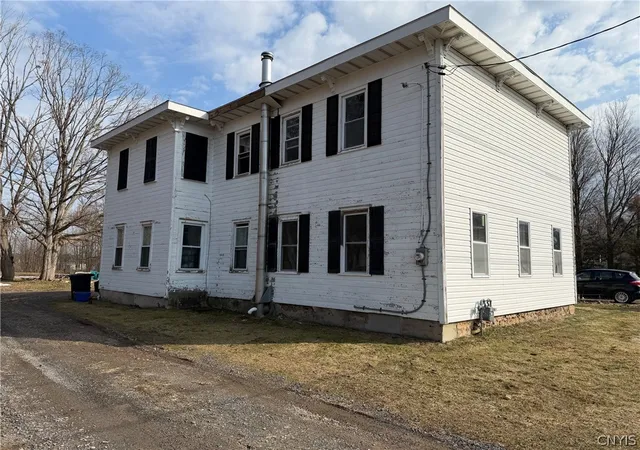 Photo 2 of Single family home for sale at 8478 Henry Clay Blvd, Clay, NY 13041 | MLS# S1681263 | Listing updated on 2026-09-12