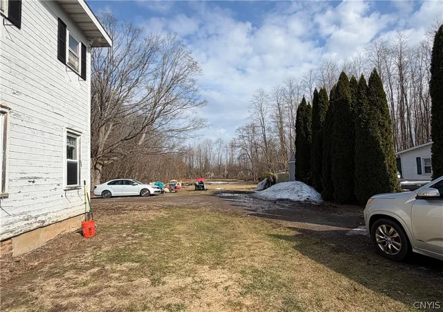 Photo 3 of Single family home for sale at 8478 Henry Clay Blvd, Clay, NY 13041 | MLS# S1681263 | Listing updated on 2026-09-12