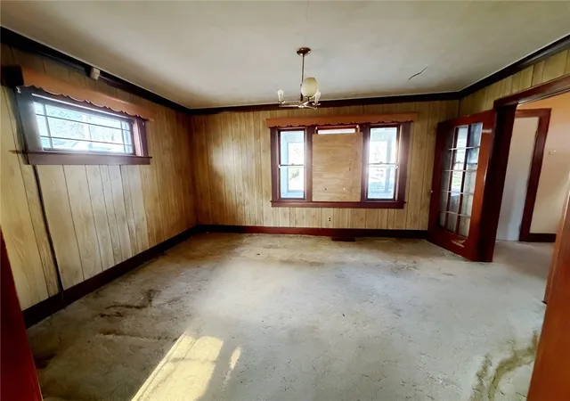 Photo 4 of Sale Pending at 35 Wakefield St, Rochester, NY 14621 | MLS# R1682232 | Listing updated on 2026-09-04
