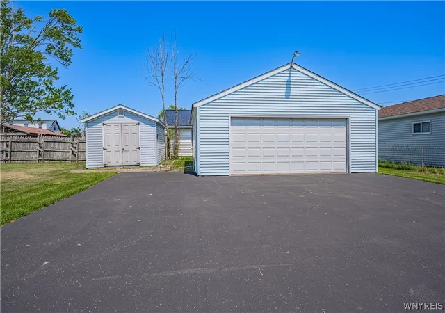 Photo 2 of Single family home for sale at 4784 Chester Ave, Niagara Falls, NY 14305 | MLS# B1682799 | Listing updated on 2026-09-09