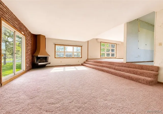 Photo 3 of Single family home for sale at 4540 Gentwood Dr, Buffalo, NY 14221 | MLS# B1683084 | Listing updated on 2026-08-31