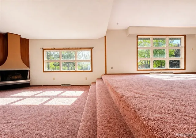 Photo 3 of Single family home for sale at 4540 Gentwood Dr, Buffalo, NY 14221 | MLS# B1683084 | Listing updated on 2026-08-31