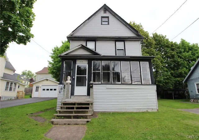 Photo 1 of Sale Pending at 415 Park St, Fulton, NY 13069 | MLS# S1682980 | Listing updated on 2026-09-05