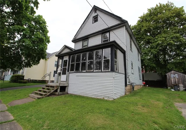 Photo 2 of Sale Pending at 415 Park St, Fulton, NY 13069 | MLS# S1682980 | Listing updated on 2026-09-05