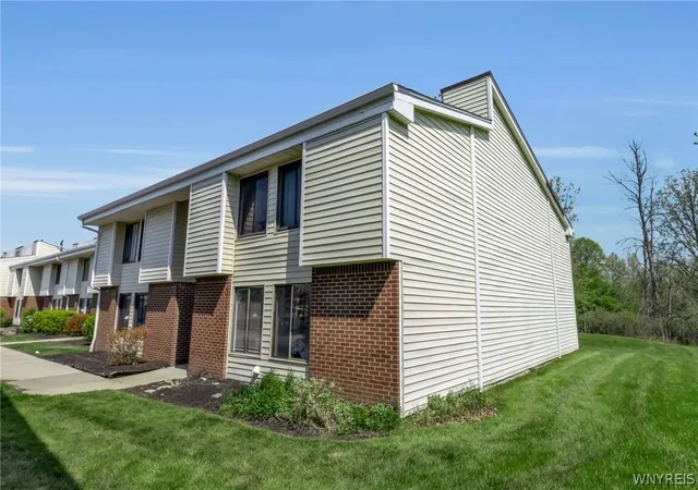 Photo 2 of Condo for sale at 43 Bee Hunter Ct #A, East Amherst, NY 14051 | MLS# B1683232 | Listing updated on 2026-09-03