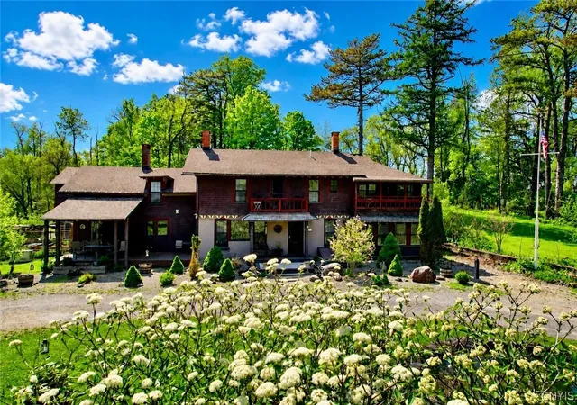 Photo 1 of Mansion for sale at 4023 Rippleton Rd, Cazenovia, NY 13035 | MLS# S1674090 | Listing updated on 2026-08-30