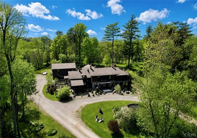 Photo 2 of Mansion for sale at 4023 Rippleton Rd, Cazenovia, NY 13035 | MLS# S1674090 | Listing updated on 2026-08-30
