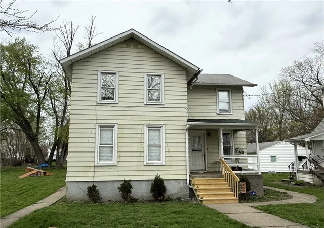 Photo 1 of Multi family home for sale at 262 Partridge St, Elmira, NY 14904 | MLS# R1684075 | Listing updated on 2026-09-08